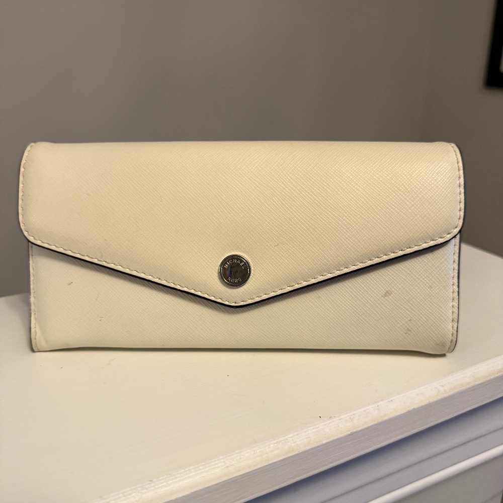 Michael Kors wallet